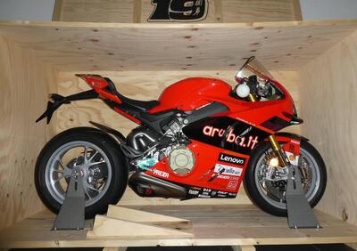 Ducati Panigale V4 Bautista 2022 World Champion Replica (2023) - Annuncio 9550671