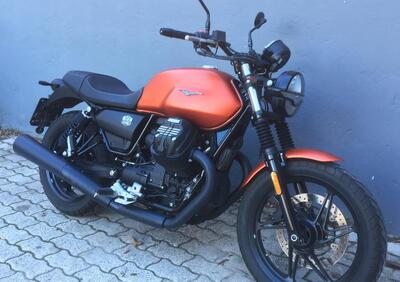 Moto Guzzi V7 Stone (2021 - 24) - Annuncio 9551639