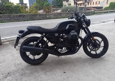 Moto Guzzi V7 Stone (2021 - 24) - Annuncio 9551854