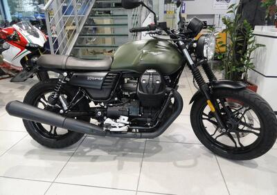 Moto Guzzi V7 III Stone (2017 - 20) - Annuncio 9553458