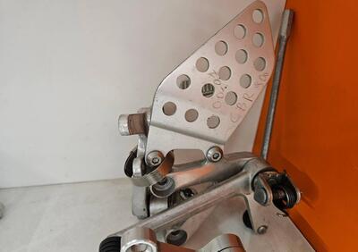 PEDANE RACING E ORIGINALI Valter Moto Components - Annuncio 9556856