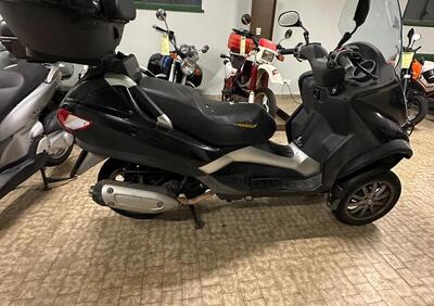 Piaggio MP3 300 (2010 - 11) - Annuncio 9558984