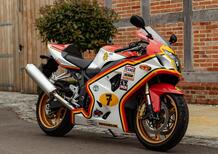 Perché comprare la rarissima Suzuki GSX-R750 Barry Sheene all'asta il 30 ottobre?