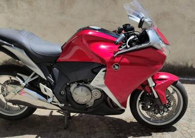 Honda VFR 1200 F ABS (2009 - 16) - Annuncio 9561346