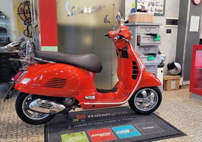 Vespa GTS 300 (2023 - 24) - Annuncio 9571489