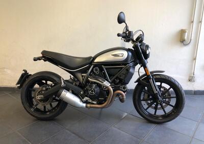 Ducati Scrambler 800 Icon Dark (2021 - 22) - Annuncio 9575053