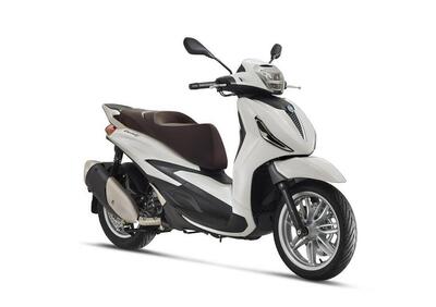 Piaggio Beverly 300 ABS-ASR (2021 - 24) - Annuncio 9577898