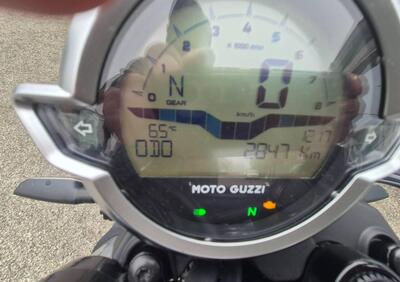 Moto Guzzi V7 Stone (2021 - 24) - Annuncio 9581105