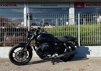 Moto Guzzi V7 Stone (2021 - 24) - Annuncio 9579429