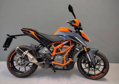 KTM 390 Duke (2021 - 23) - Annuncio 9583693