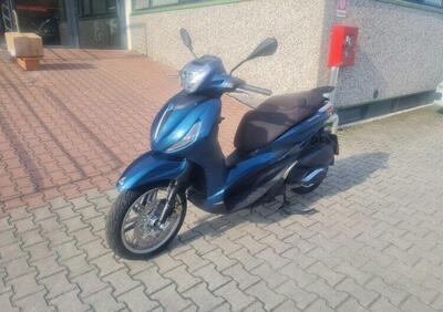 Piaggio Beverly 300 ABS-ASR (2021 - 24) - Annuncio 9583977