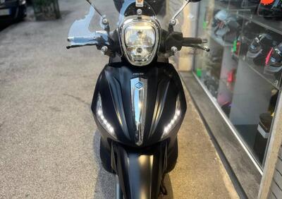 Piaggio Beverly 300 i.e. Police ABS-ASR (2017 - 20) - Annuncio 9597151