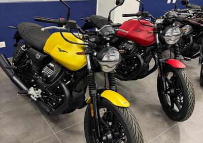 Moto Guzzi V7 Stone (2021 - 24) - Annuncio 9602185