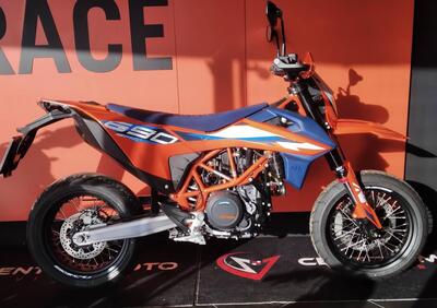 KTM 690 SMC R (2023 - 25) - Annuncio 9508733