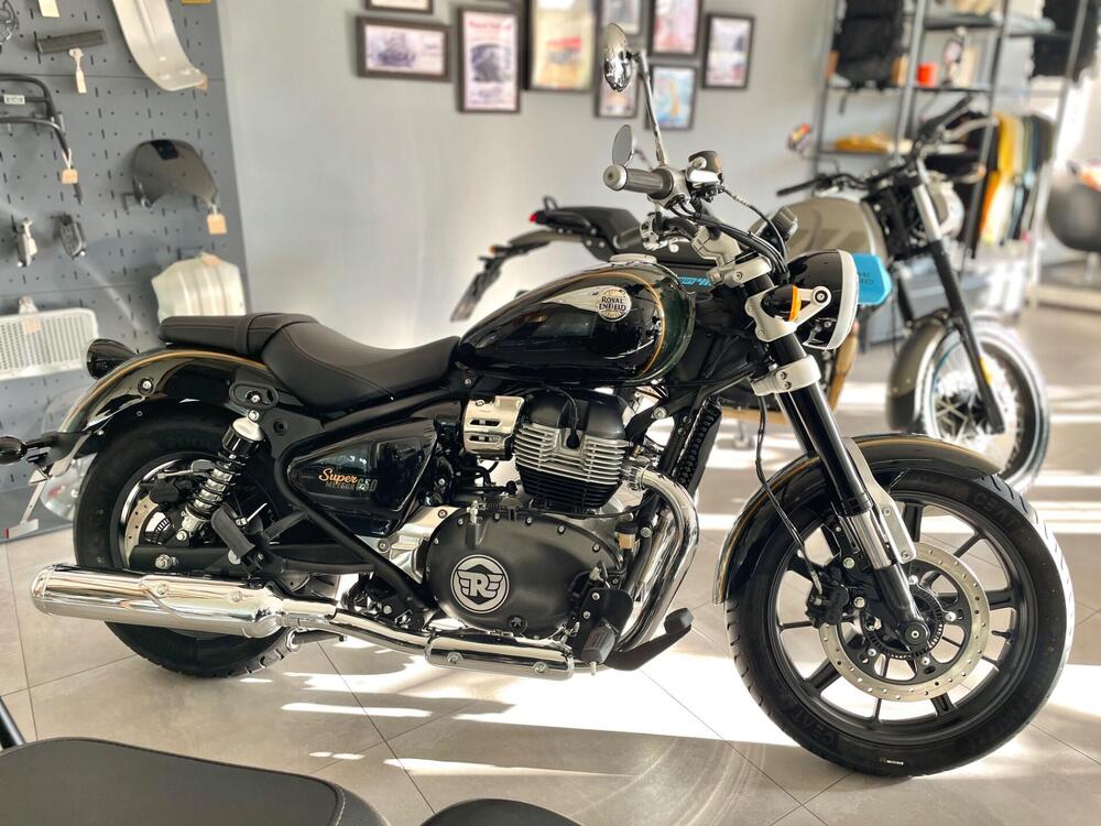 Royal Enfield Super Meteor 650 (2023 - 25) Nuova