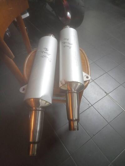 Scarichi originali Ducati