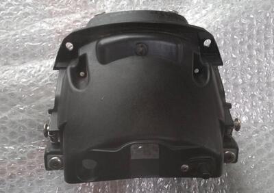 Supporto sgancio vano porta casco Aprilia Mana 850 - Annuncio 9681148