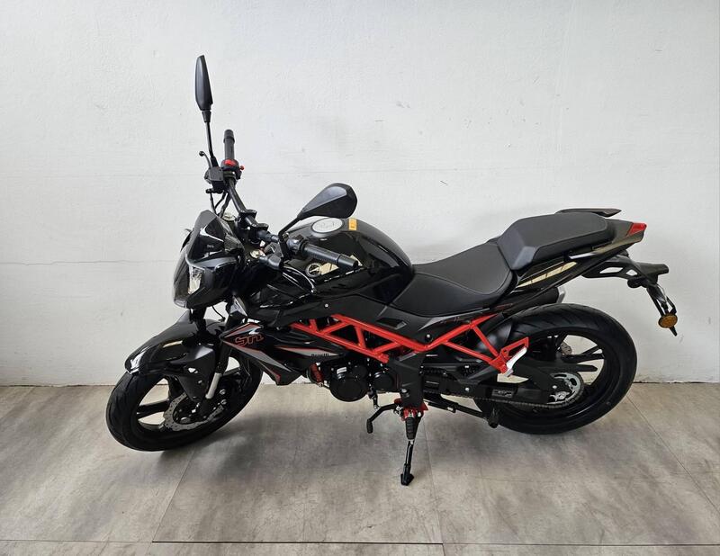 Benelli BN 125 (2021 - 25) (2)