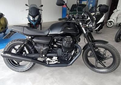 Moto Guzzi V7 Stone (2021 - 24) - Annuncio 9682871