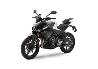 CFMOTO 450NK (2023 - 25) - Annuncio 9686403