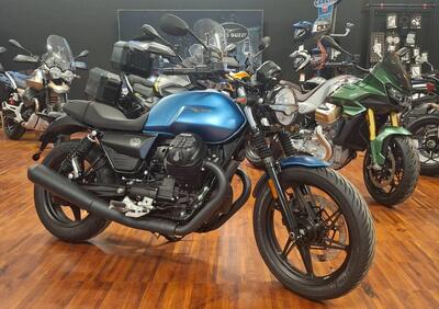 Moto Guzzi V7 Stone (2025) - Annuncio 9694602