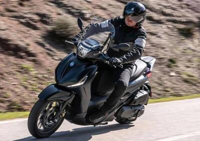 Piaggio Beverly 400 ABS-ASR (2021 - 24) - Annuncio 9694926