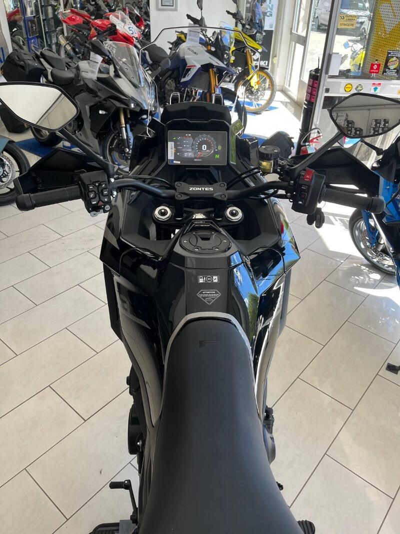 Zontes ZT703-F (2025 - 26) (4)