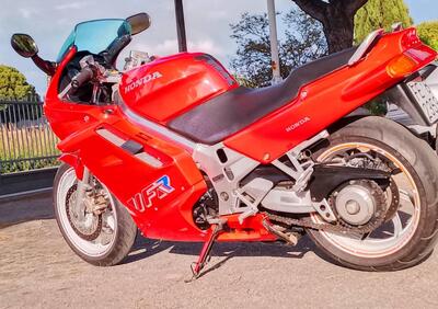 Honda VFR 750 F (1990 - 93) - Annuncio 9684207