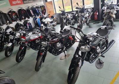 Moto Guzzi V7 Stone (2021 - 24) - Annuncio 9654766