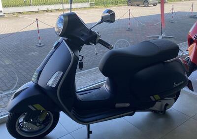 Vespa GTS 300 Super Tech (2023 - 24) - Annuncio 9702878