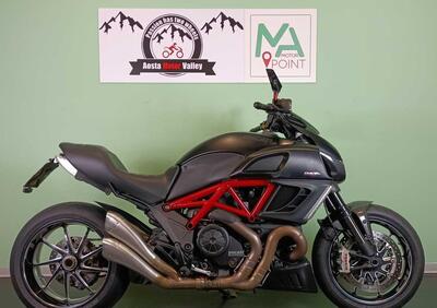 Ducati Diavel 1200 Carbon (2010 - 13) - Annuncio 9697114