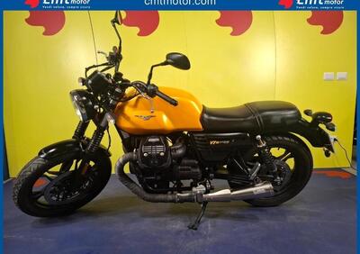 Moto Guzzi V7 III Stone (2017 - 20) - Annuncio 9709108
