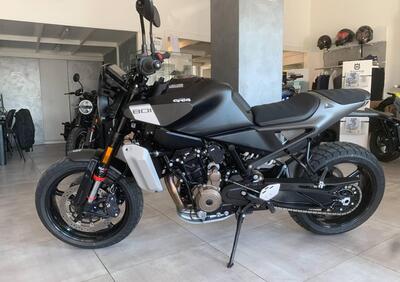 Husqvarna Svartpilen 801 L (2025) - Annuncio 9713382