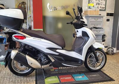Piaggio Beverly 300 ABS-ASR (2021 - 25) - Annuncio 9715865