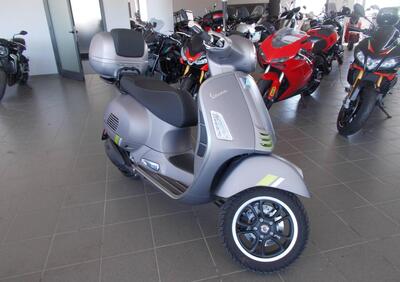 Vespa GTS 300 Super Tech (2023 - 24) - Annuncio 9716566