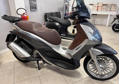 Piaggio Beverly 300 i.e. ABS-ASR (2016 - 20) - Annuncio 9718249
