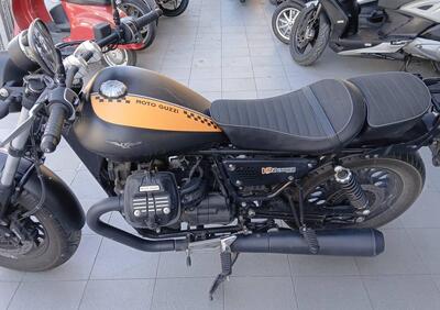 Moto Guzzi V9 Bobber (2021 - 25) - Annuncio 9718476