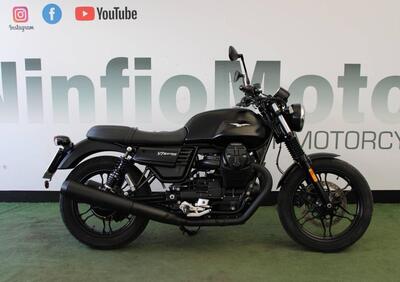 Moto Guzzi V7 III Stone (2017 - 20) - Annuncio 9720737