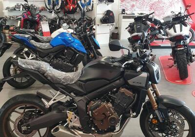 Honda CB 650 R E-Clutch (2024 - 25) - Annuncio 9723580