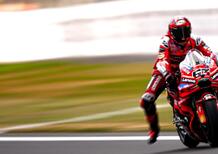 MotoGP 2025. GP del Regno Unito a Silverstone. Pecco Bagnaia: "Con la GP25 non posso frenare fino a centro curva, vedo chi ha la 24 lo fa"