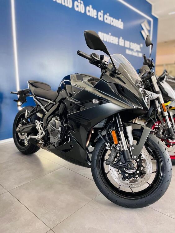 Suzuki GSX-8R (2024 - 25) Nuova