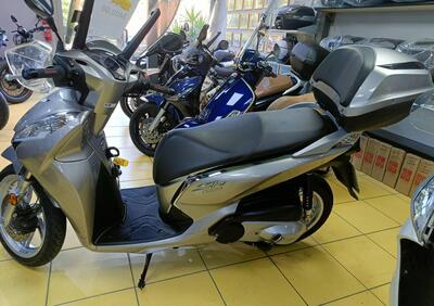 Honda SH 300 i ABS (2016 - 20) - Annuncio 9739095