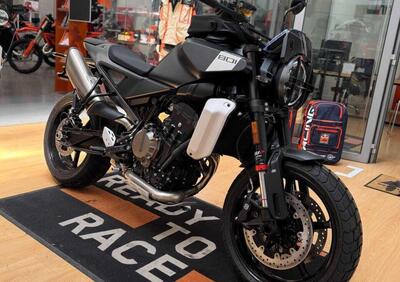 Husqvarna Svartpilen 801 (2024 - 25) - Annuncio 9741960