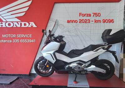 Honda Forza 750 DCT Urban (2021 - 24) - Annuncio 9756897