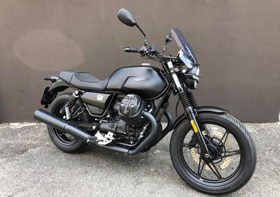 Moto Guzzi V7 Stone (2025) - Annuncio 9760558