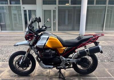 Moto Guzzi V85 TT Evocative Graphics (2021 - 23) - Annuncio 9763051