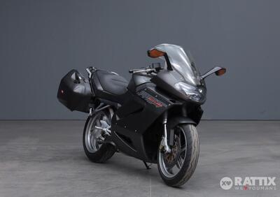 Aprilia RST 1000 Futura (2001 - 04) - Annuncio 9764286