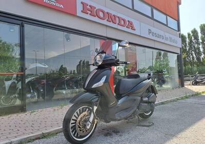Piaggio Beverly 300 i.e. Police ABS-ASR (2017 - 20) - Annuncio 9765702