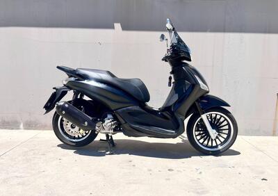 Piaggio Beverly 300 i.e. Police ABS-ASR (2017 - 20) - Annuncio 9766694