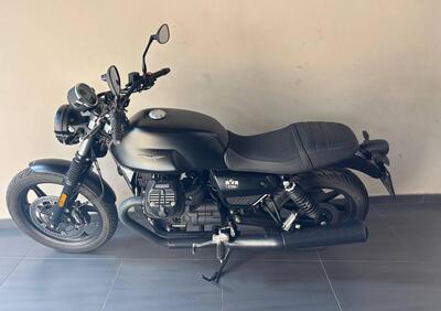 Moto Guzzi V7 Stone (2021 - 24) - Annuncio 9768739